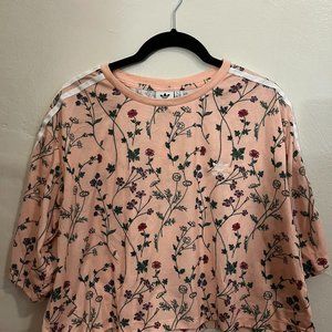 Adidas athleisure crop top